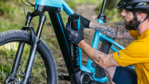 Akkuwechsel am E-MTB