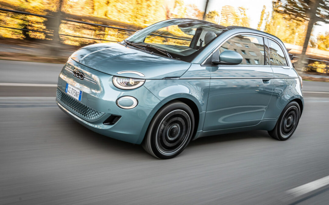 Fiat 500: Elektroantrieb lässt das „Mäuschen“ wachsen