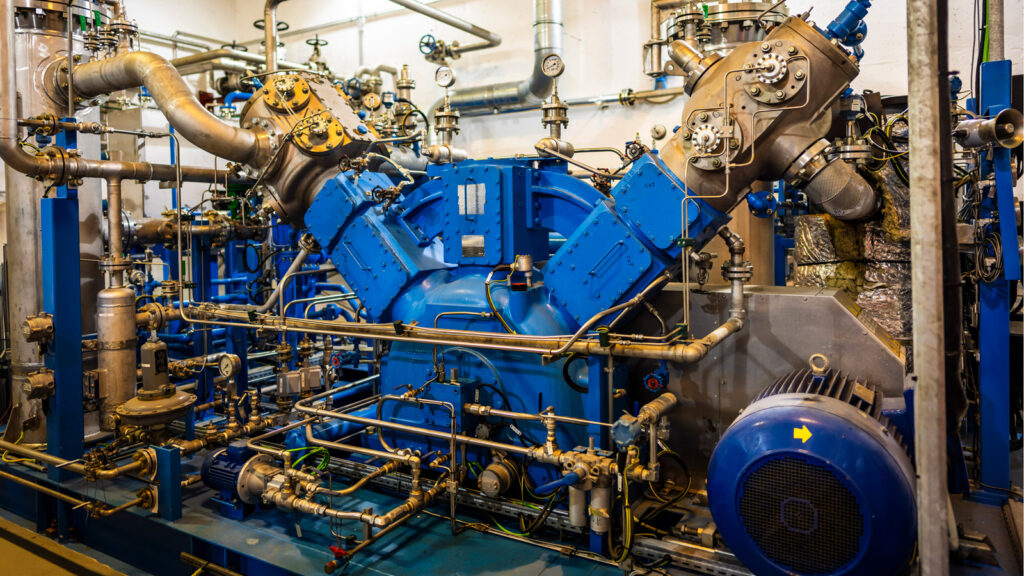 Blau ist die Hoffnung 
InReykjavik hat Carbon Recycling International (CRi) bereits 2012 die erste zertifizierte E-Fuel-Anlage der Welt gebaut. In der Nähe der Blauen Lagune und dem Kraftwerk Svartsengi. Die Produktionsmengen sind allerdings überschaubar. 