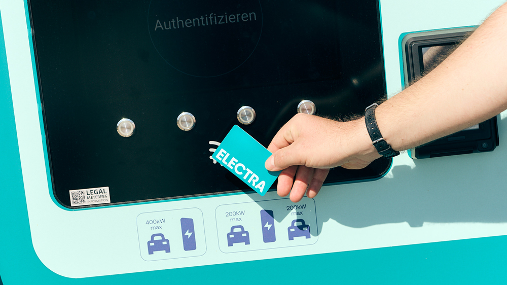 Laden nach Leistung
"An unseren Ladesäulen und in unserer App zeigen wir immer an, was der Strom kostet."
