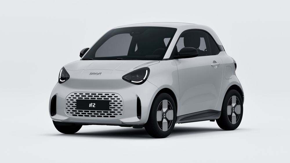 Smart Pure 
Die Basisversion des Smart #2 kostet zwar nur 19.990 Euro, kann dafür an der heimischen Wallbox Wechselstrom nur mit 7,4 kW laden.