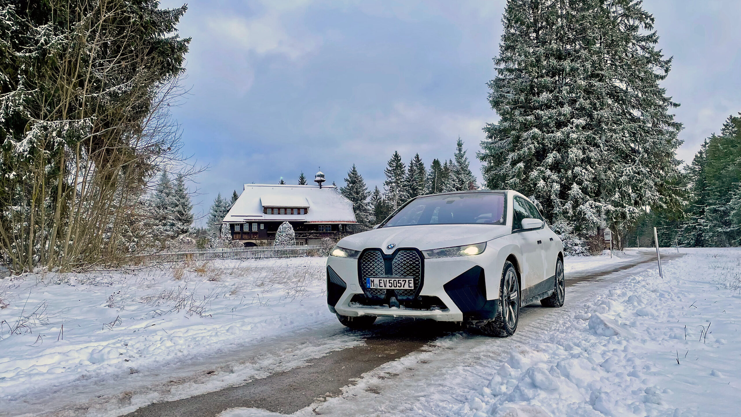 Warum-m-ssen-Elektroautos-im-Winter-fter-laden-