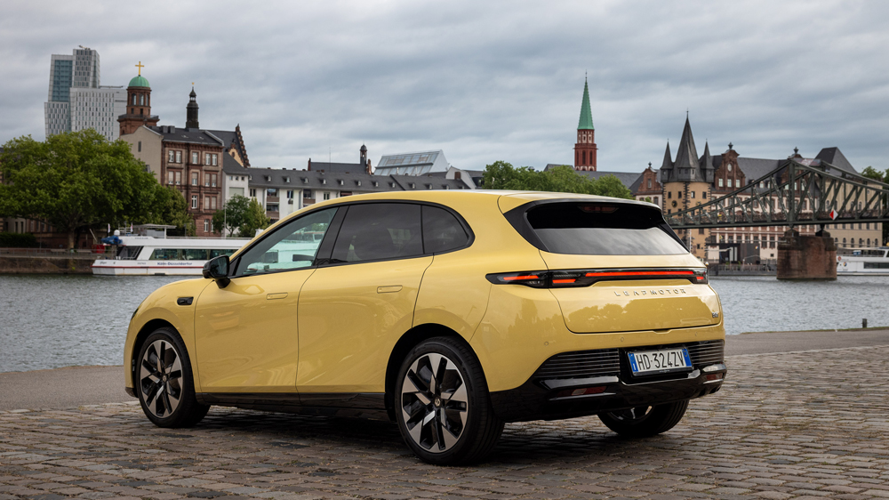  "Einfach geiles Auto"
Leapmotor will mit dem B05 vor allem ein junges Publikum für die Marke begeistern. Schon das Design des sportlichen Hatchback soll "pure Performance" ausdrücken, eine "Launch Control" flotte Ampelstarts ermöglichen. Fotos: Leapmotor