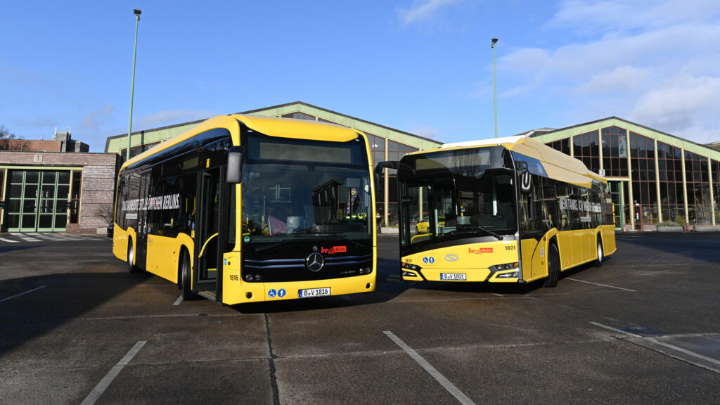 Elektrobusse der Berliner verkehrsbetriebe