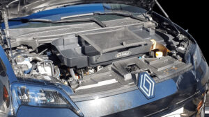 Nachrüst-Frunk im Renault 5