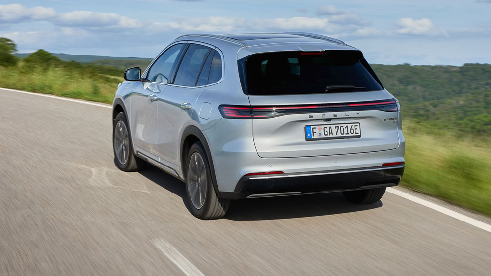 Das kann sich sehen lassen
In der Topversion Pro+ bietet der Starray eine elektrische Reichweite von 135 Kilometern und eine maximale Ladeleistung von 78 kW.