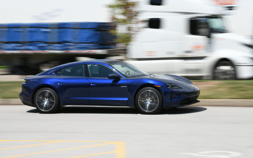 Mit dem Porsche Taycan auf dem Cannonball-Ritt