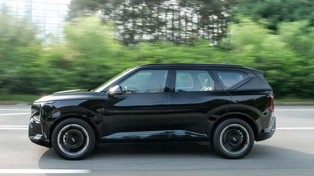 Mini EV9
Mit einer Länge von 4,61 Metern trifft der Koreaner ins Herz des Kompaktsegments. Stylistisch ist der Kompakt-SUV allerdings mutlos.