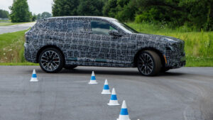 BMW iX5