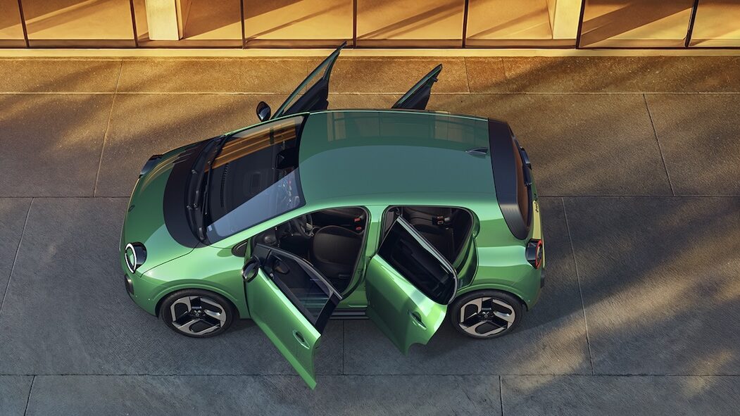 Offen für Neues
Der Twingo der fünften Generation kommt mit fünf Türen daher - Dreitürer sind im Kleinwagen-Segment mega-out.