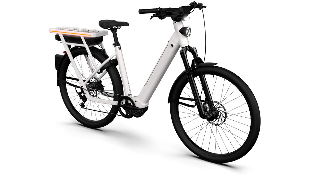 Volkswagen Crossover eBike 
 Das Tourenrad mit elektrischer Trittunterstützung von Yamaha kann mit einem "Range Extender" genannten Zusatzakku unter dem Gepäckträger seine Reichweite erweitern. Angaben zum Gewicht des in China produzierten Fahrrads fehlen noch.