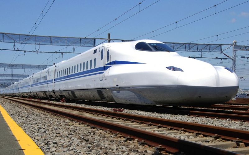 Neuer Shinkansen kommt ohne Oberleitung ans Ziel