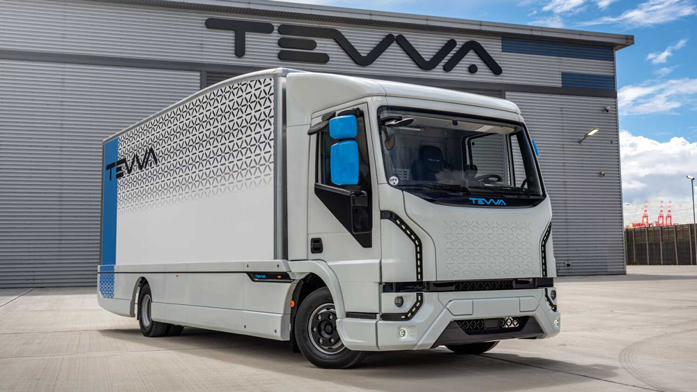 Es war einmal
Der britische E-Lkw-Pionier Tevva war ein wichtiger Entwicklungspartner von AEM. Der 7,5 Tonner mit dem innovativen Motor und Brennstoffzellen-Antrieb ging jedoch nie in Serie - 2024 musste das Unternehmen Insolvenz anmelden. Foto: Tevva